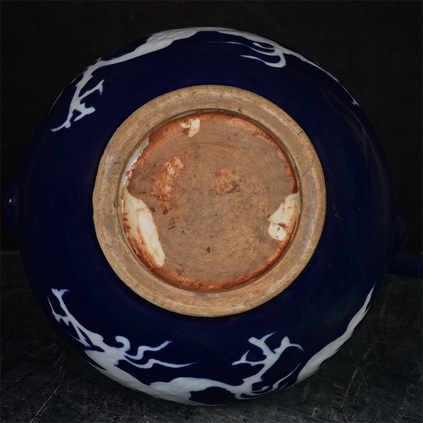 Chinese Antique Blue Leaving White Dragon Pattern Pear shaped Pot