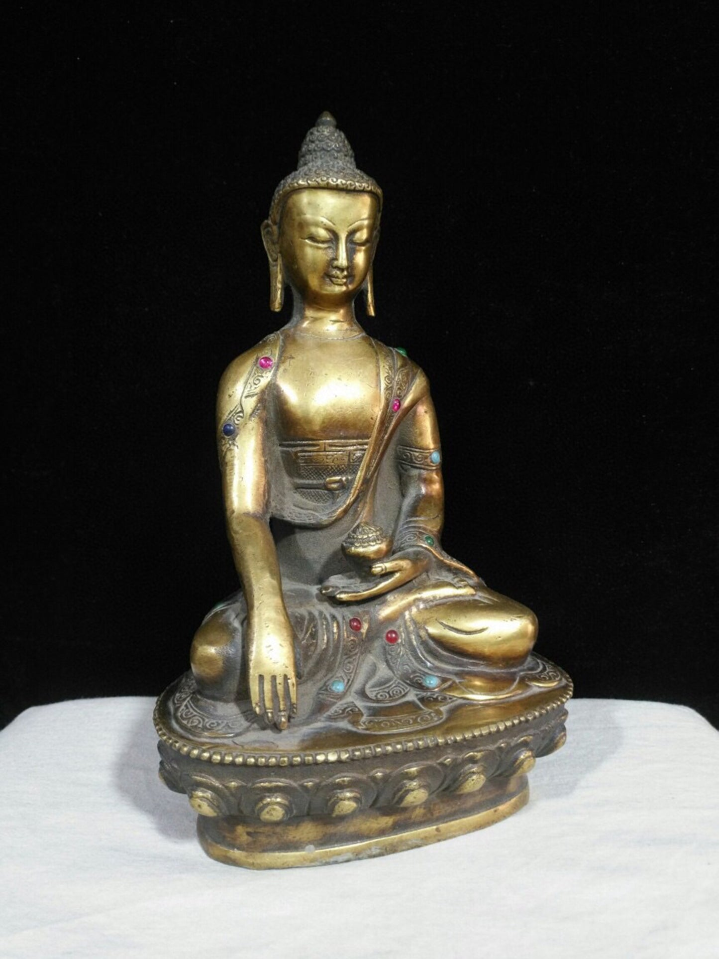 Chinese antique pure copper "Shakyamuni Buddha"