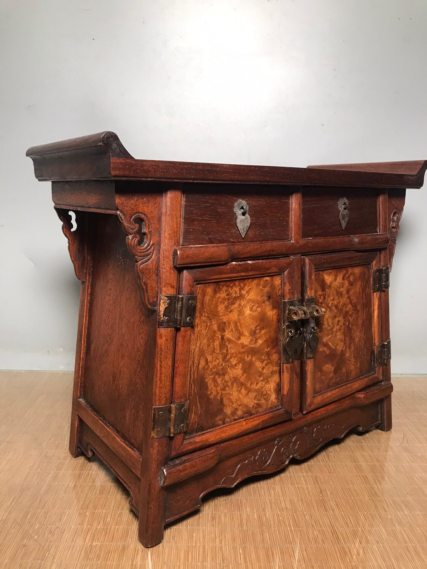 Chinese antique rosewood cabinet