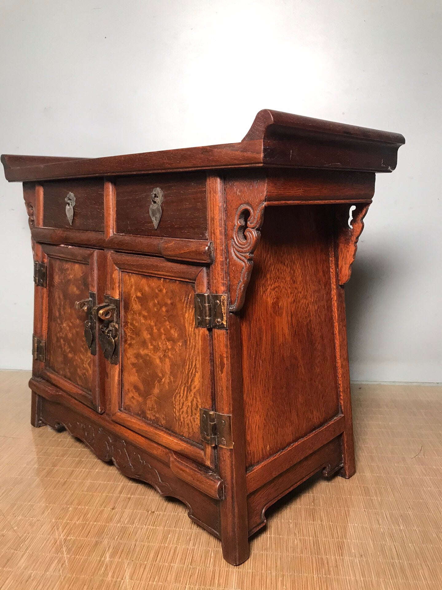 Chinese antique rosewood cabinet