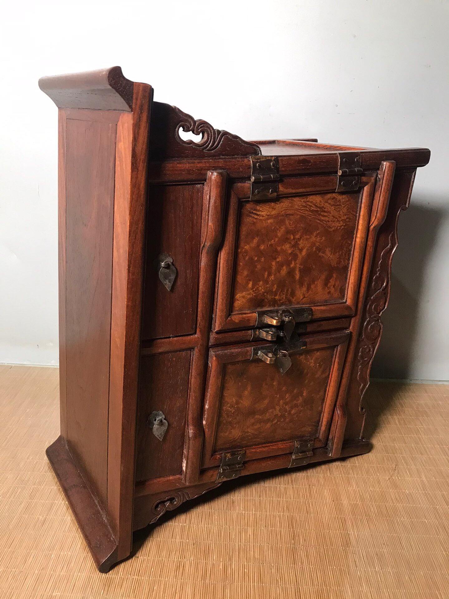 Chinese antique rosewood cabinet