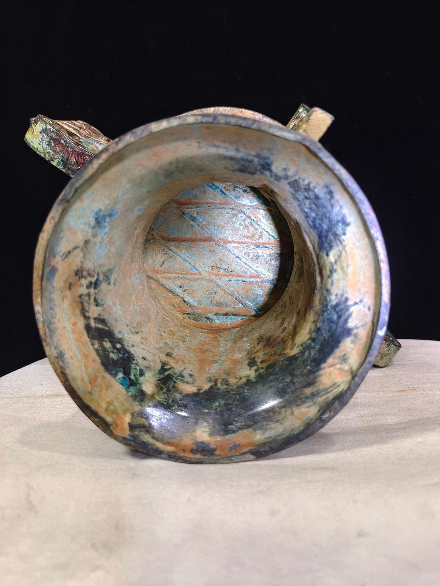 Chinese antique bronze "The First Gui of the Wind Bird in the Wind"