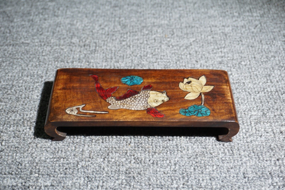Chinese antique rosewood inlaid shells have been available for over a year as a complete set of grinding machines