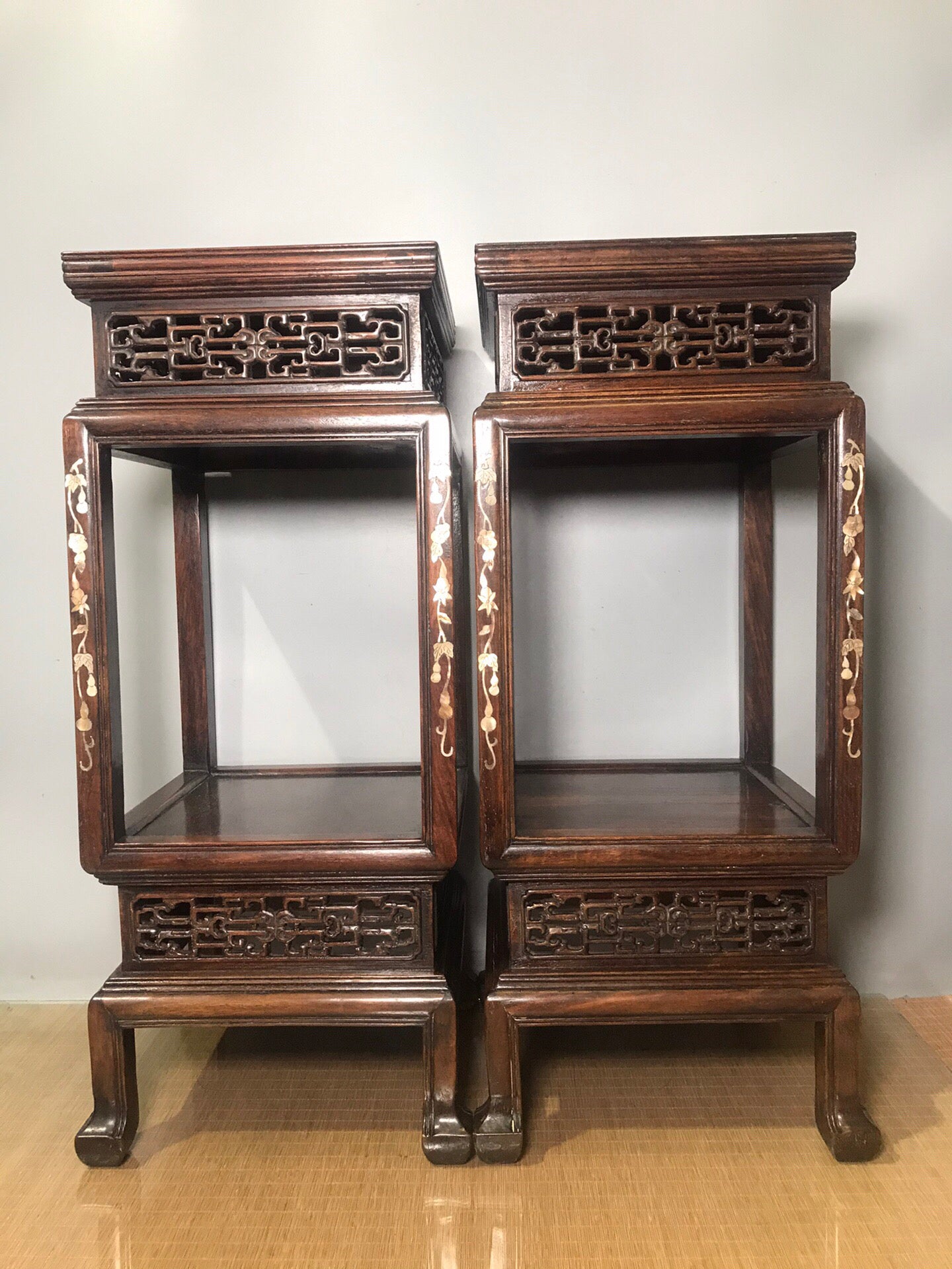 Chinese antique pear wood flower rack