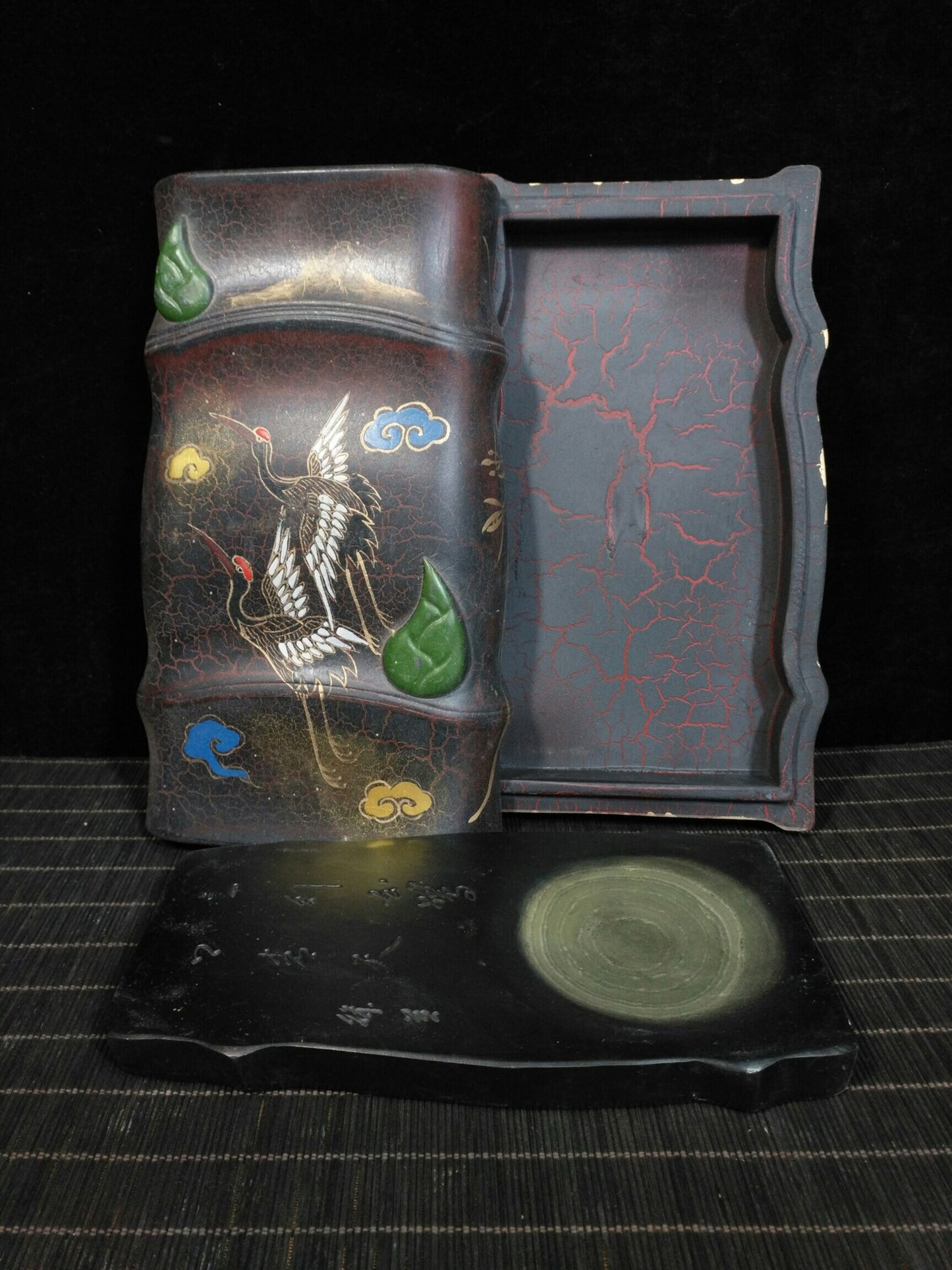 Chinese antique "Flying Crane Yannian"