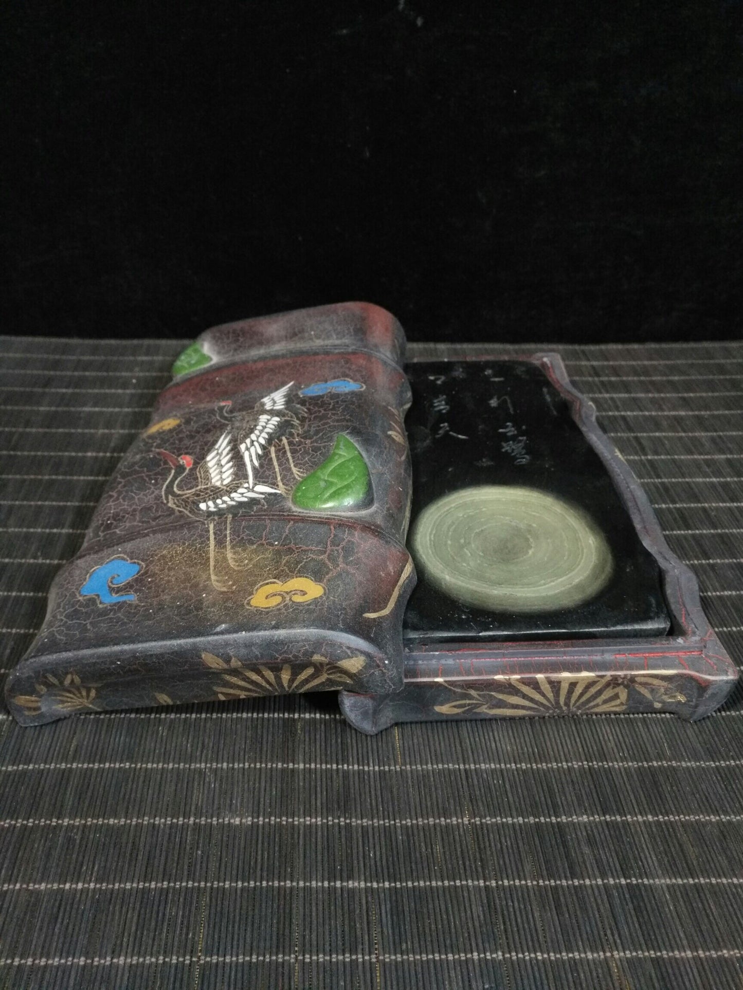 Chinese antique "Flying Crane Yannian"