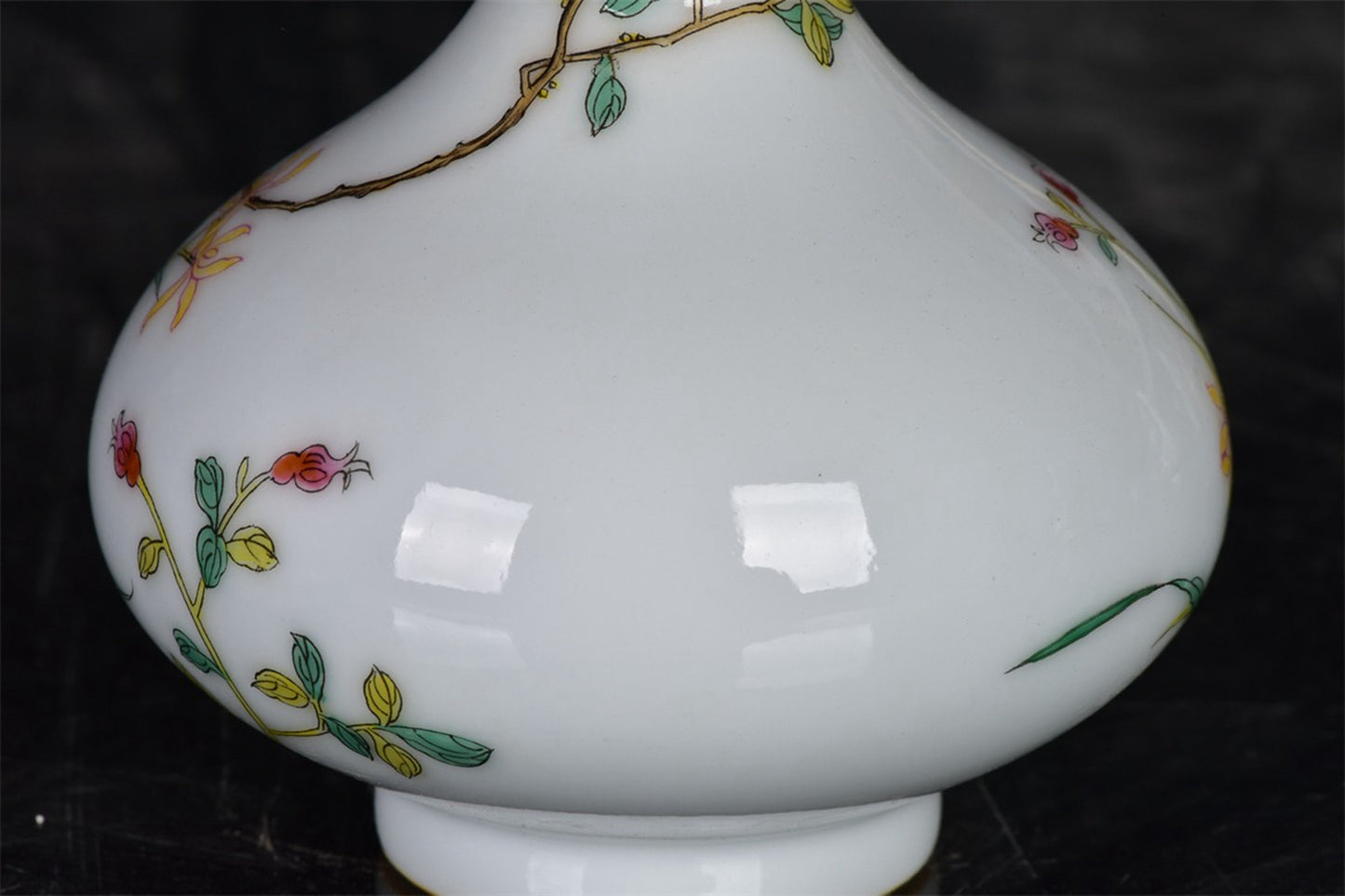 Chinese Antique Pink Flower and Bird Pattern Long Neck Bottle