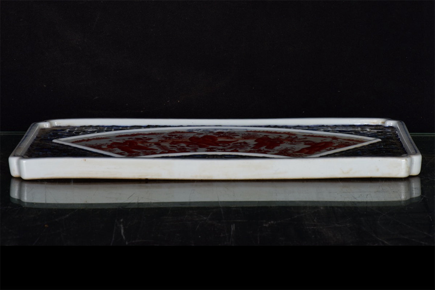 Chinese antique blue and white glazed red character story pattern hollowed out tea plate