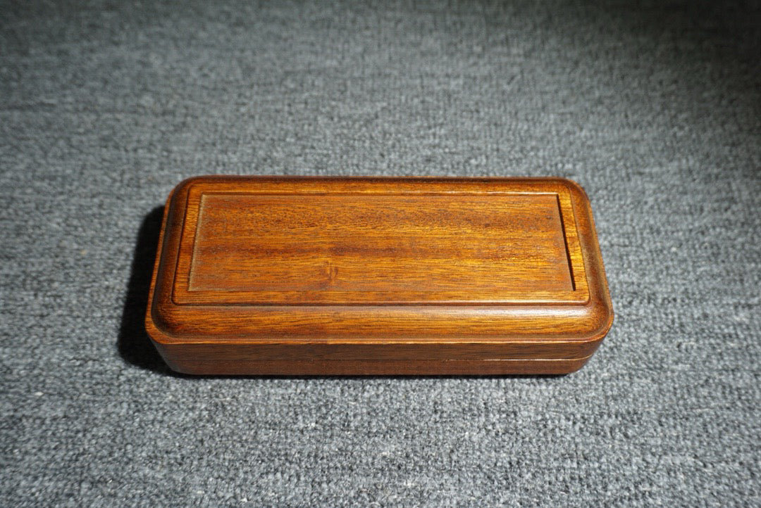 Chinese antique rosewood inlaid natural mother-in-law eyeglass box