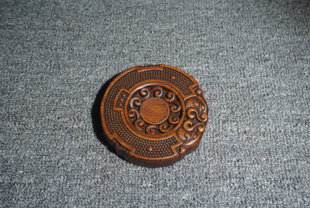 Chinese antique rosewood inlaid shell round base