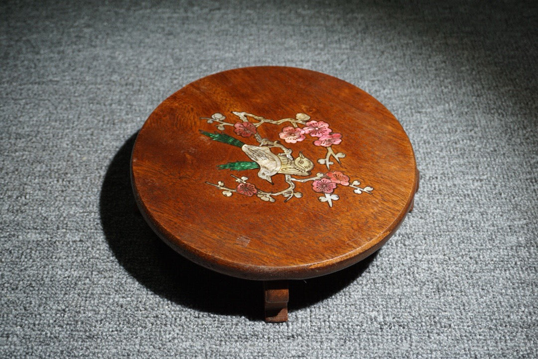 Chinese antique rosewood inlaid shell round base