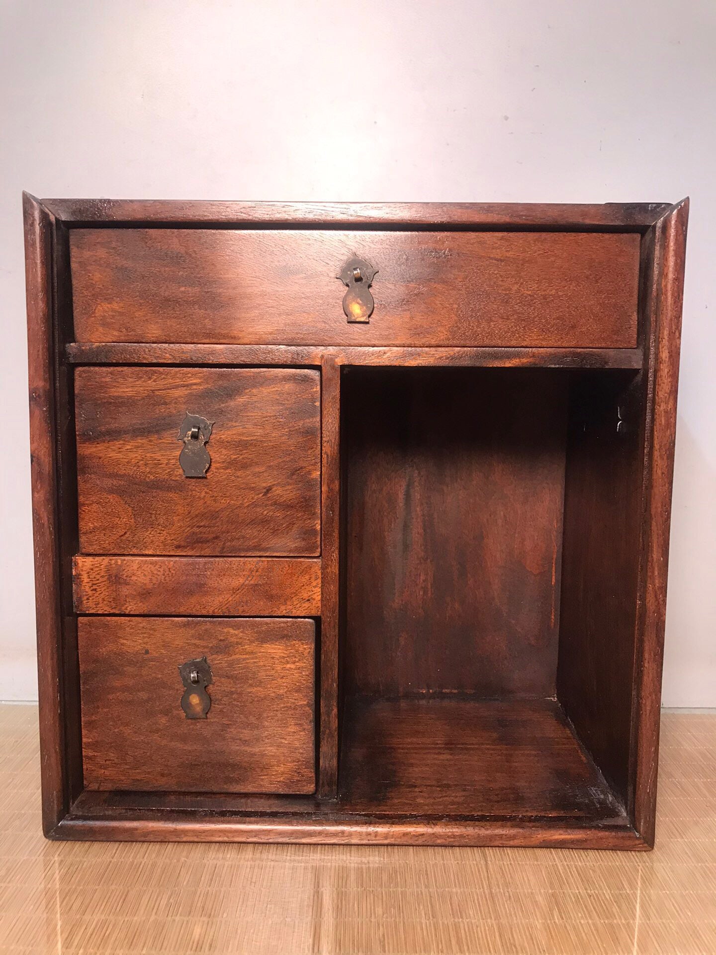 Chinese antique rosewood medicine box