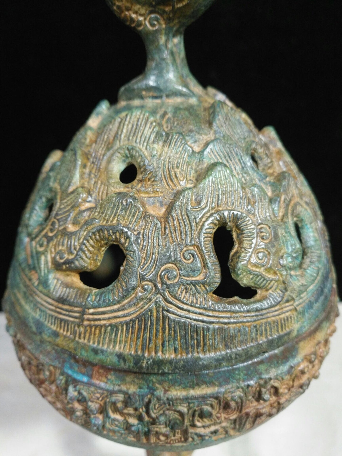 Chinese antique bronze [Dragon and Turtle Holding Boshan Stove]