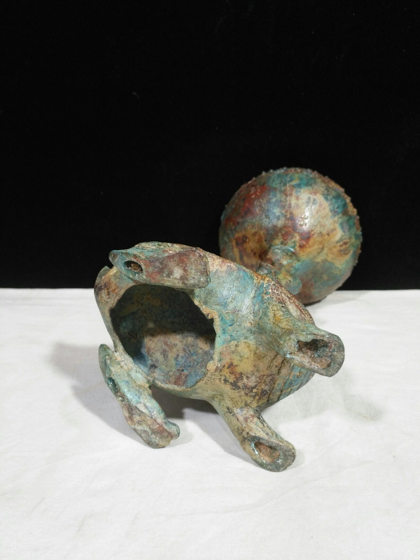 Chinese antique bronze [Dragon and Turtle Holding Boshan Stove]