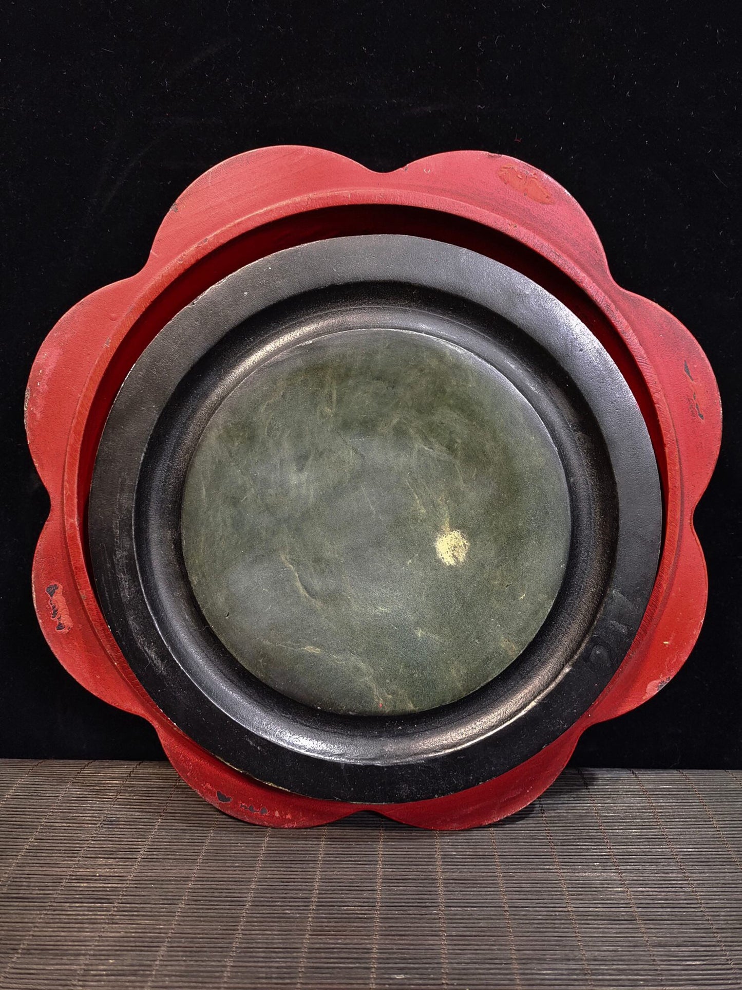 Chinese antique bronze "Wanfu Guayan Tai"