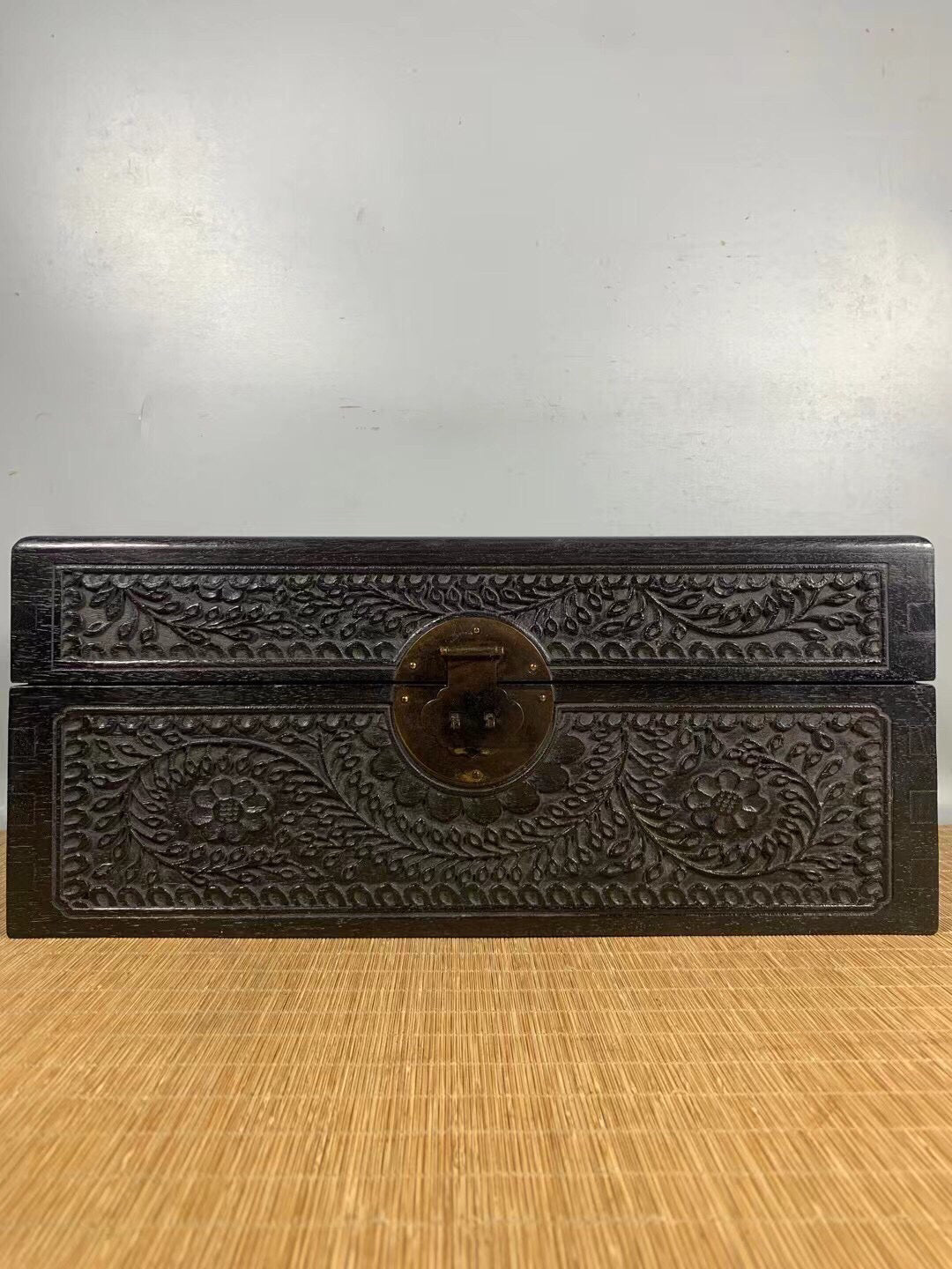 Chinese antique rosewood carved box