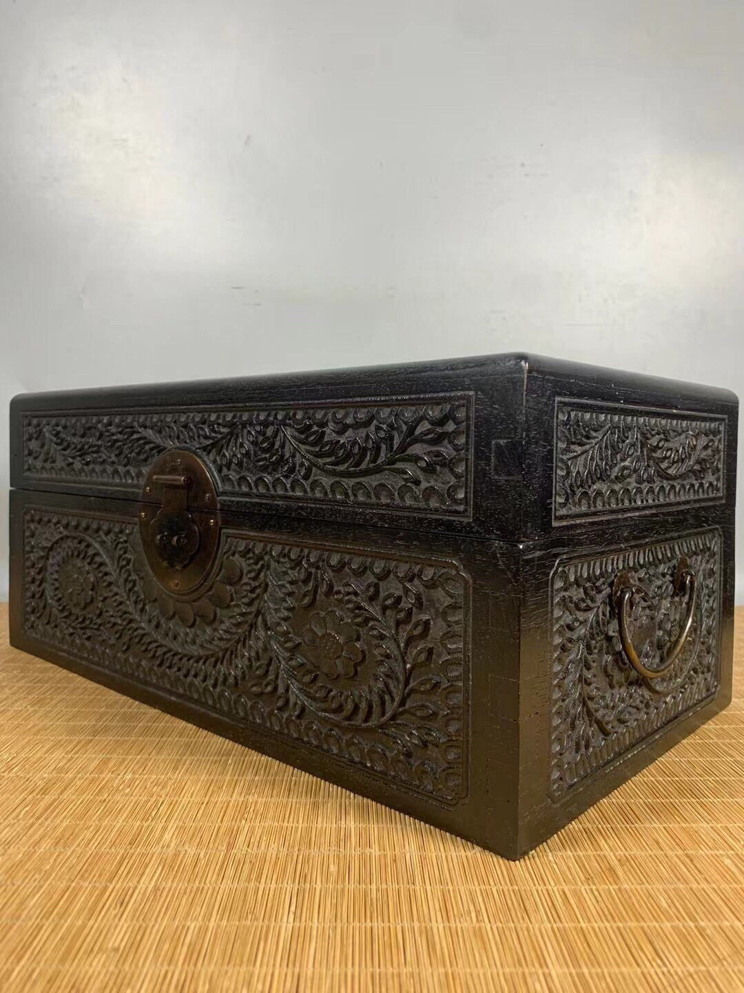 Chinese antique rosewood carved box