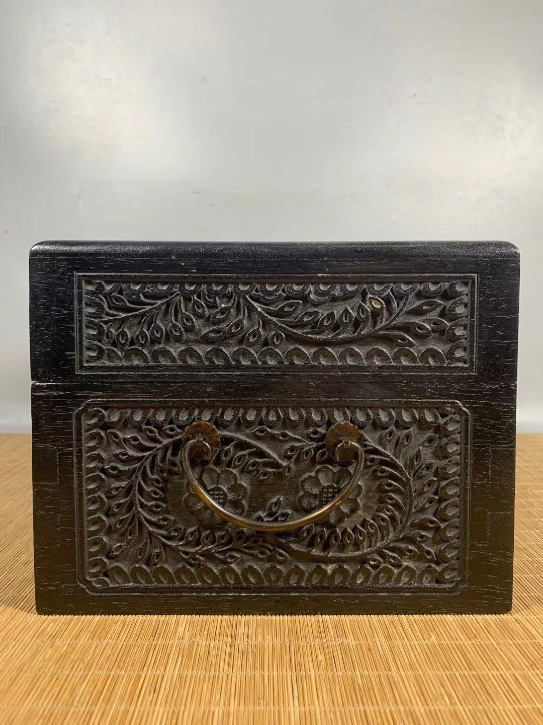 Chinese antique rosewood carved box