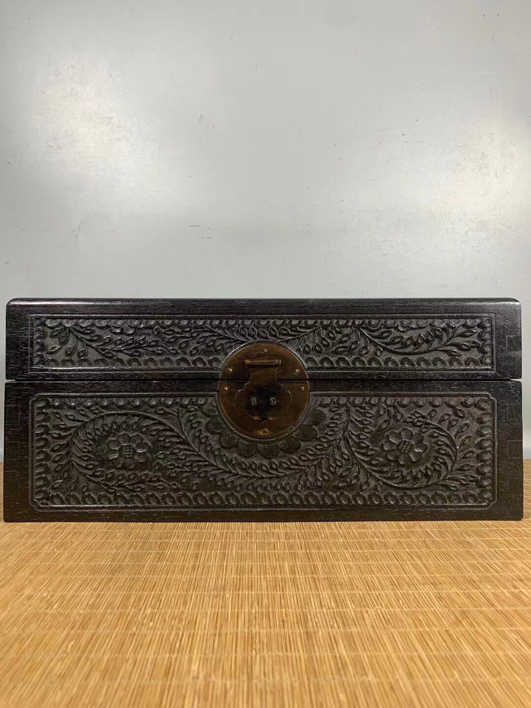 Chinese antique rosewood carved box