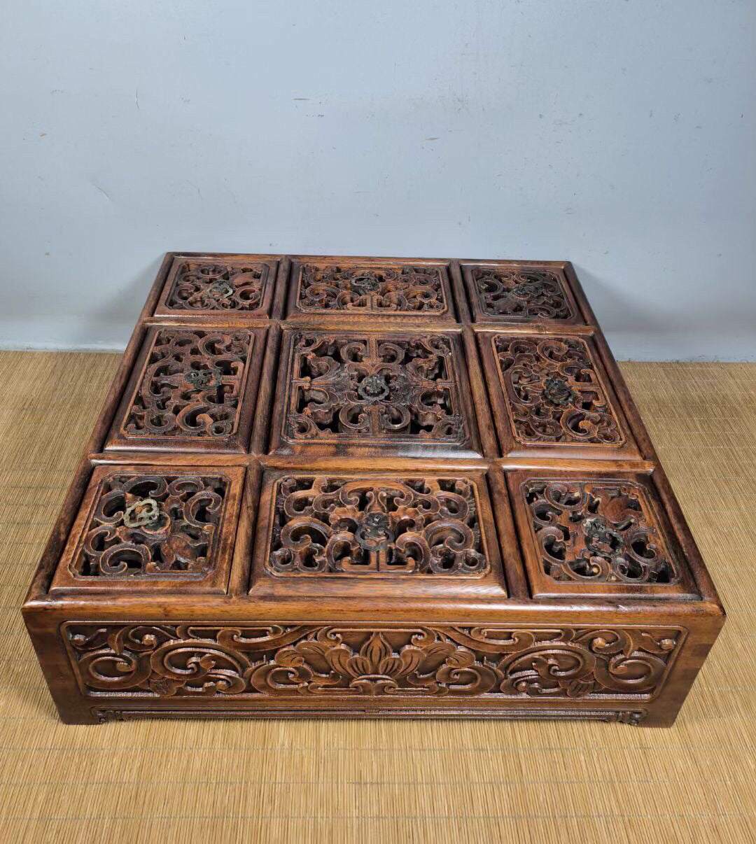 Chinese antique rosewood nine grid box