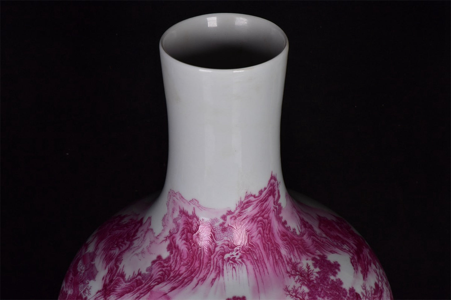 Chinese antique rouge red glazed embroidered mountain and river patterned celestial sphere vase