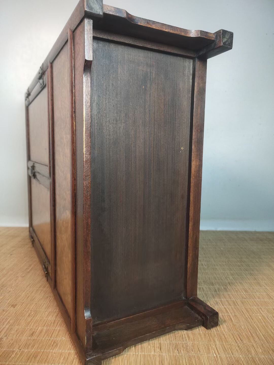 Chinese antique rosewood cabinet