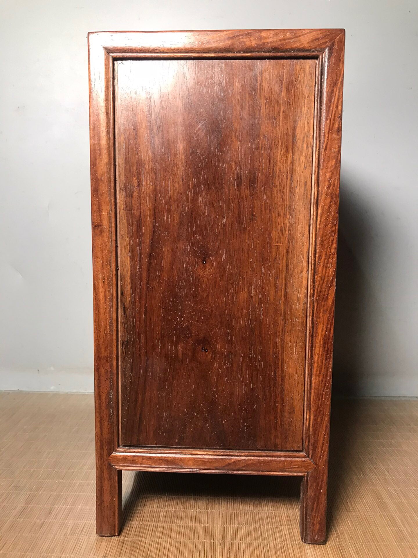 Chinese antique rosewood chest