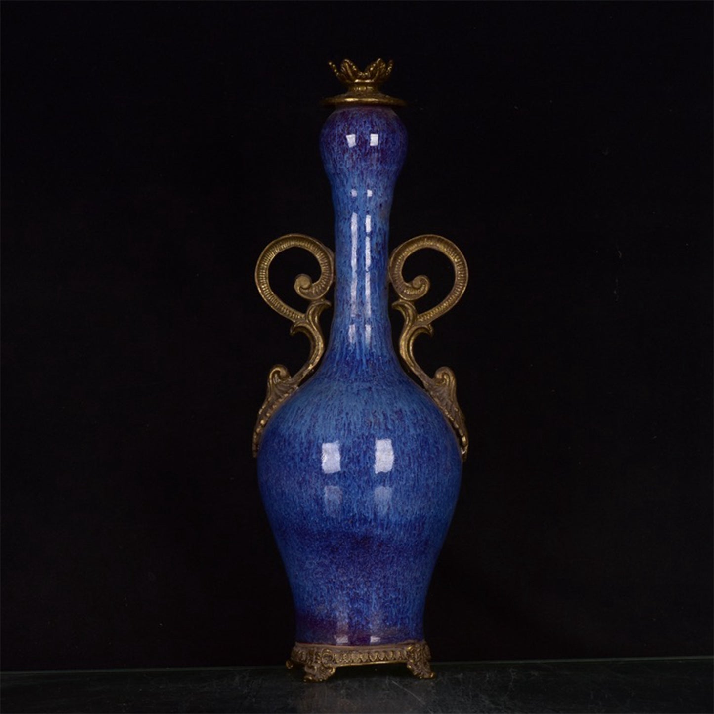 Chinese antique reflux bottle