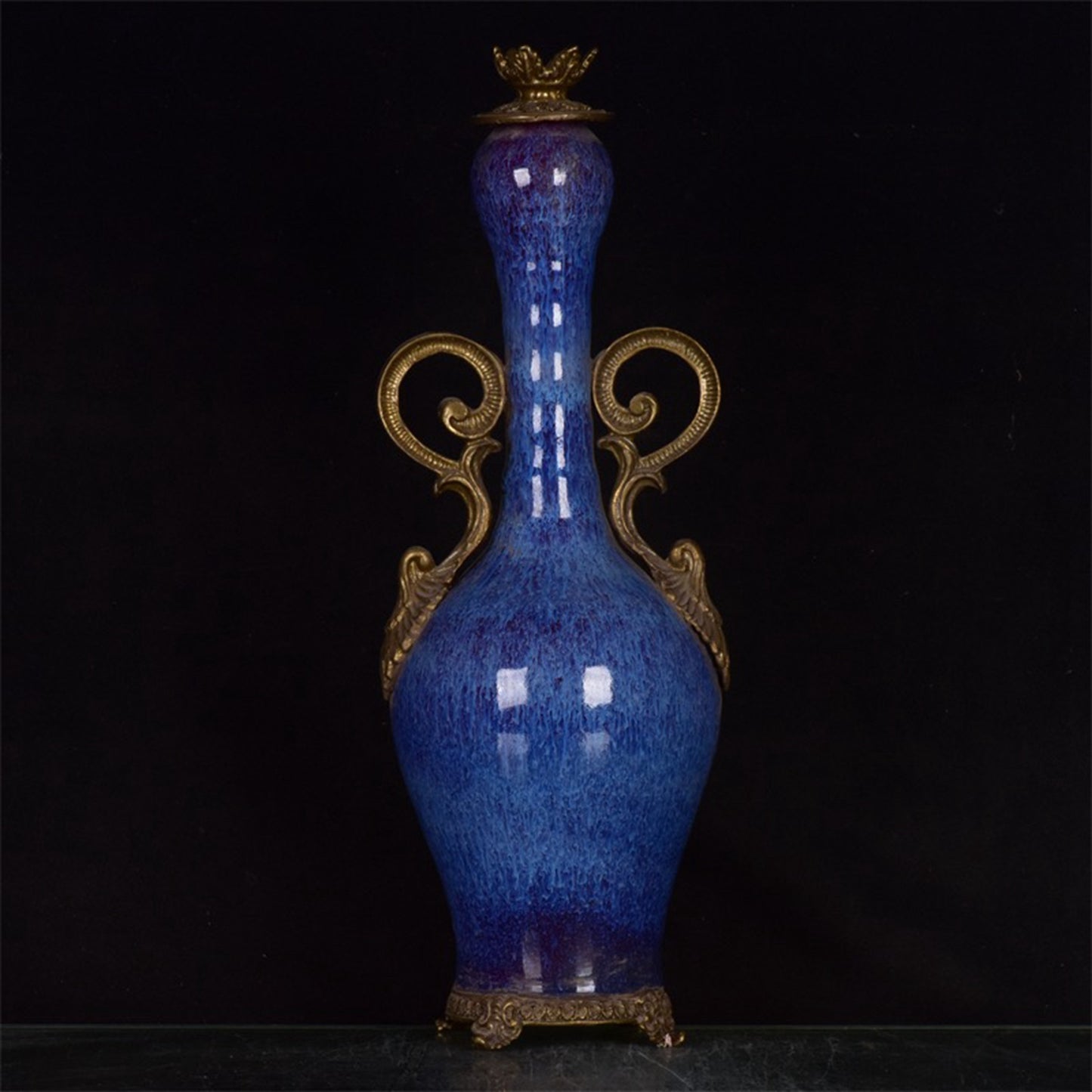 Chinese antique reflux bottle