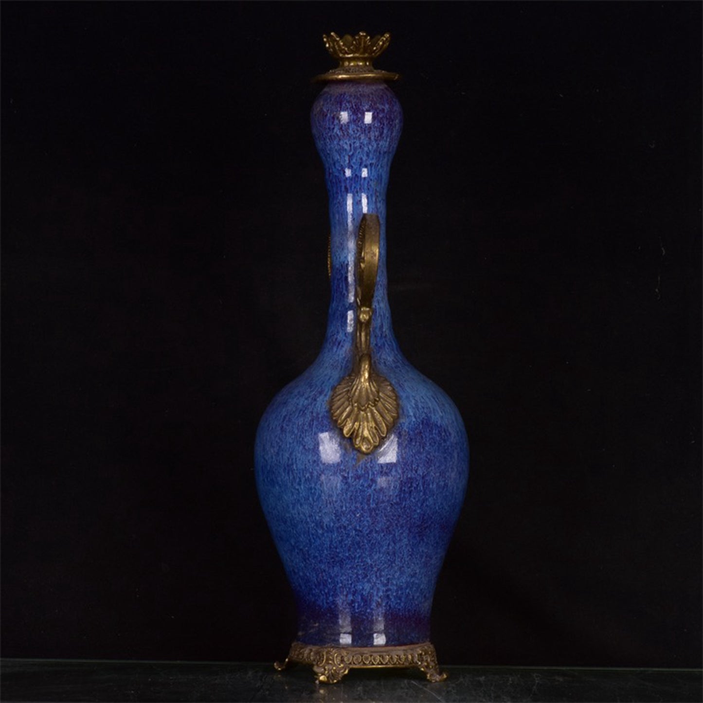 Chinese antique reflux bottle