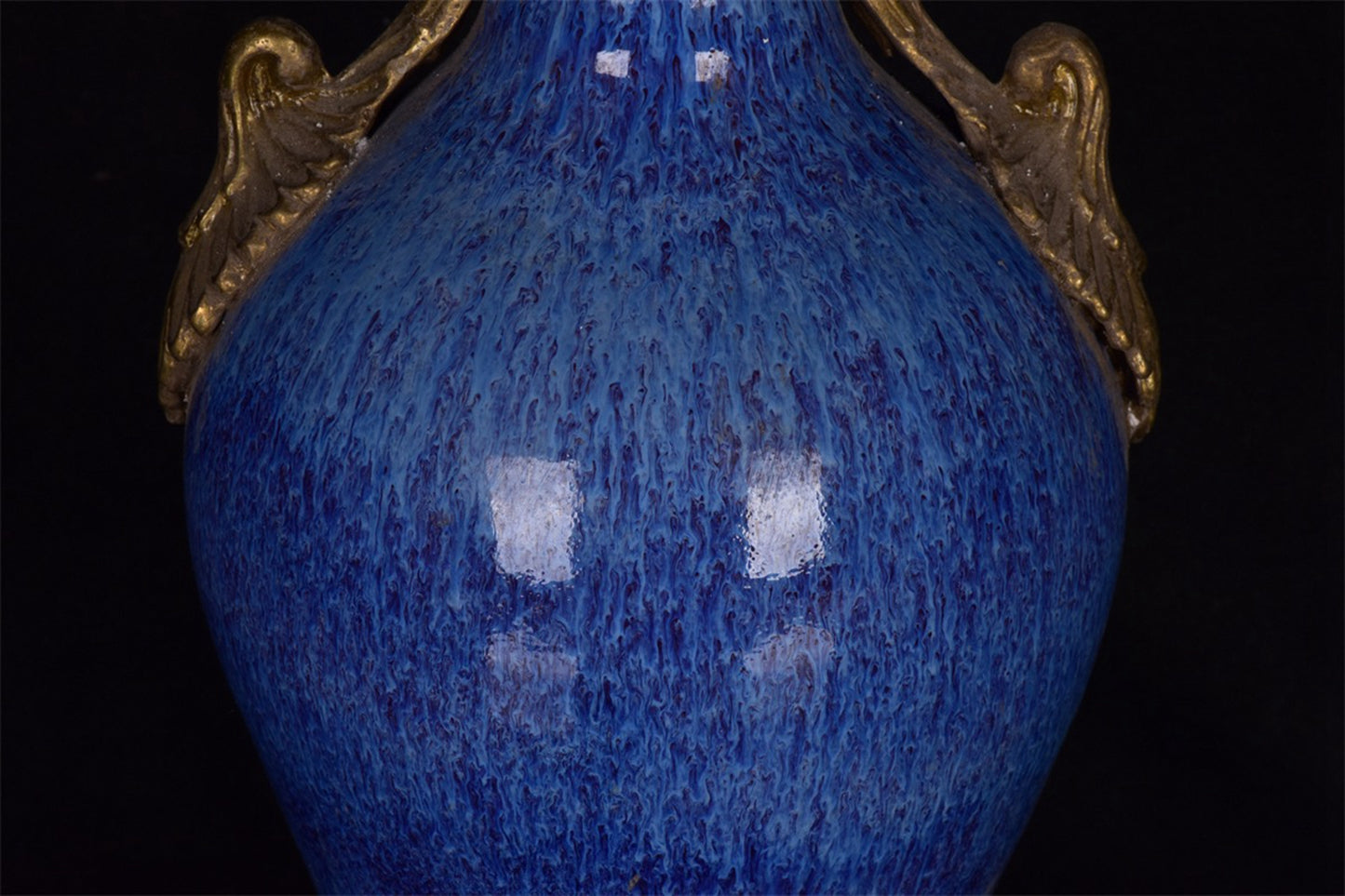 Chinese antique reflux bottle