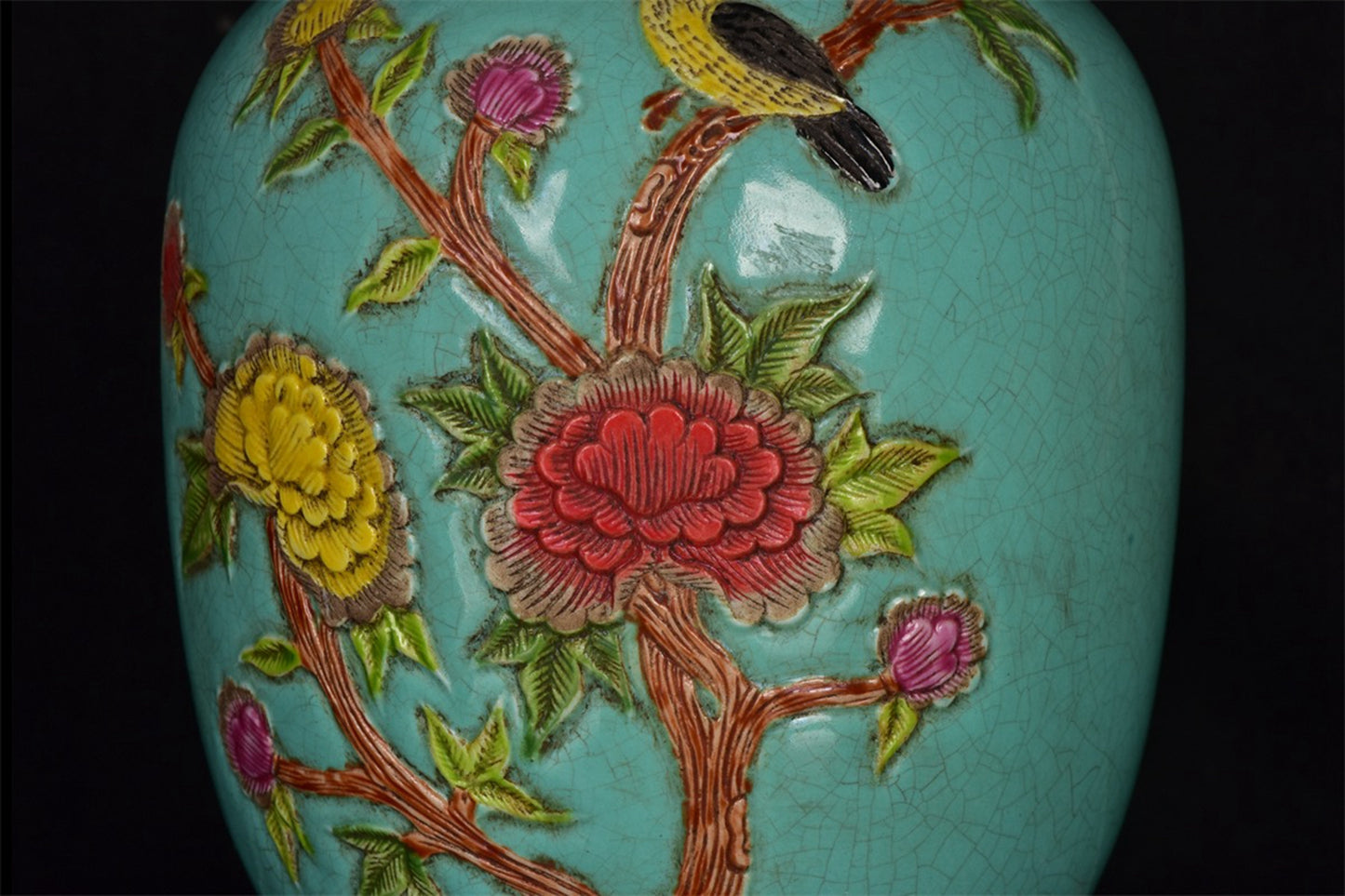 Chinese antique vase with flower and bird patterns