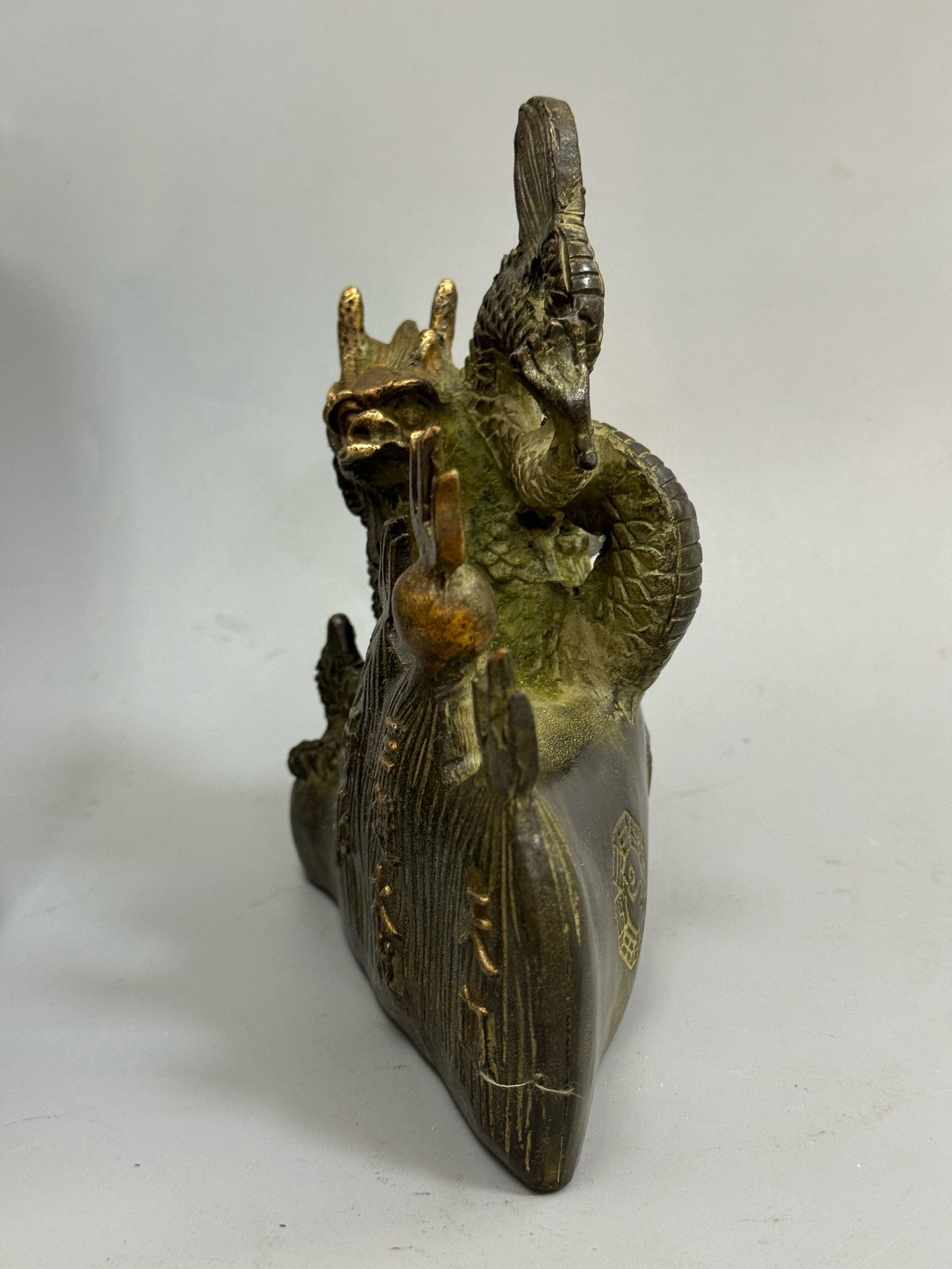Pure copper antique gilded fire avoiding dragon