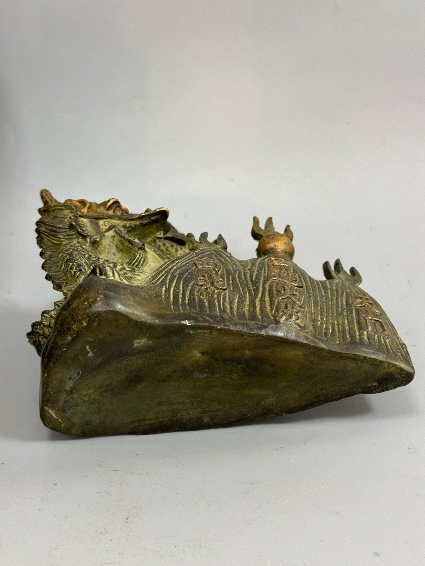 Pure copper antique gilded fire avoiding dragon