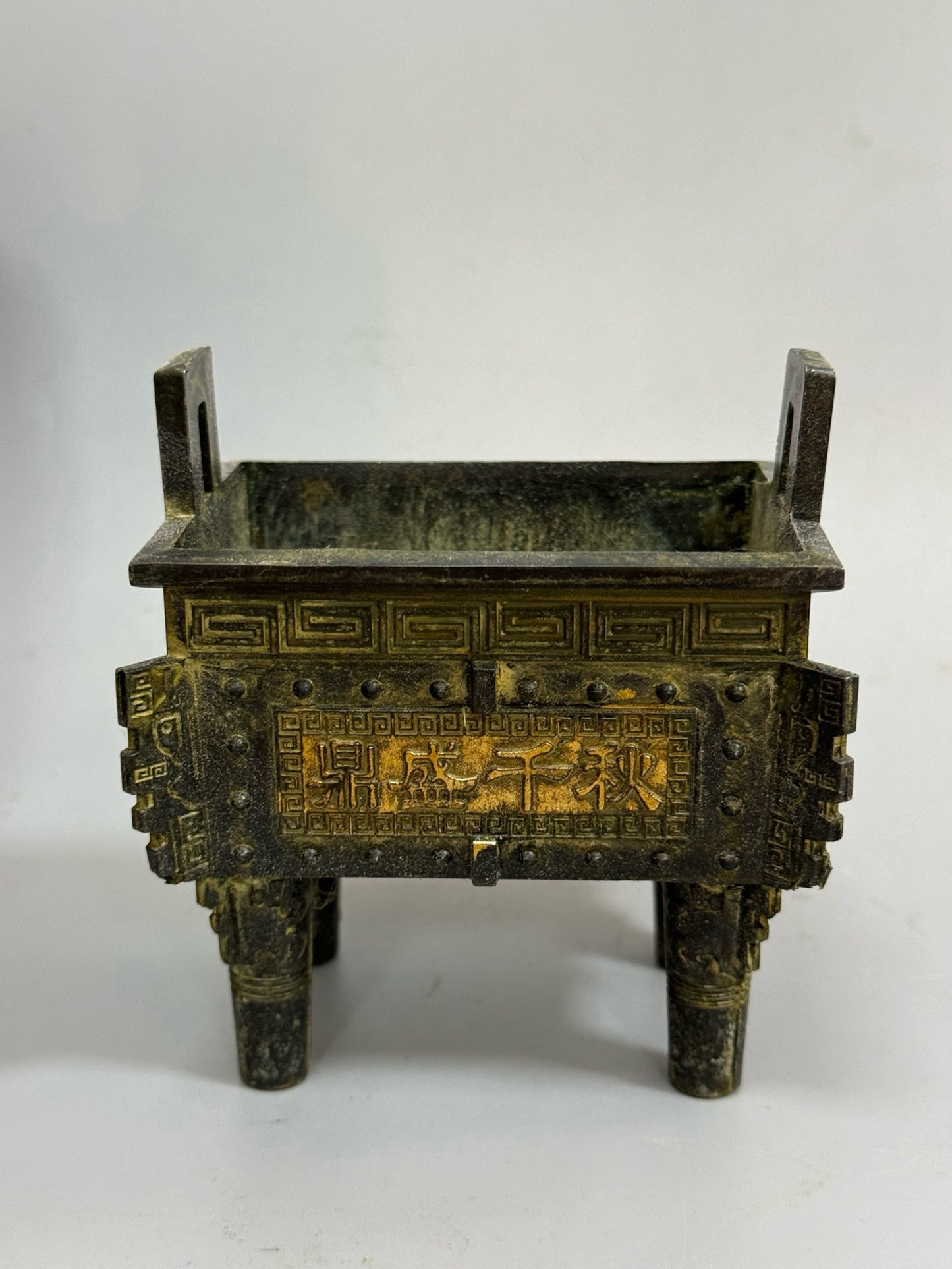 Pure copper antique gilded cauldron
