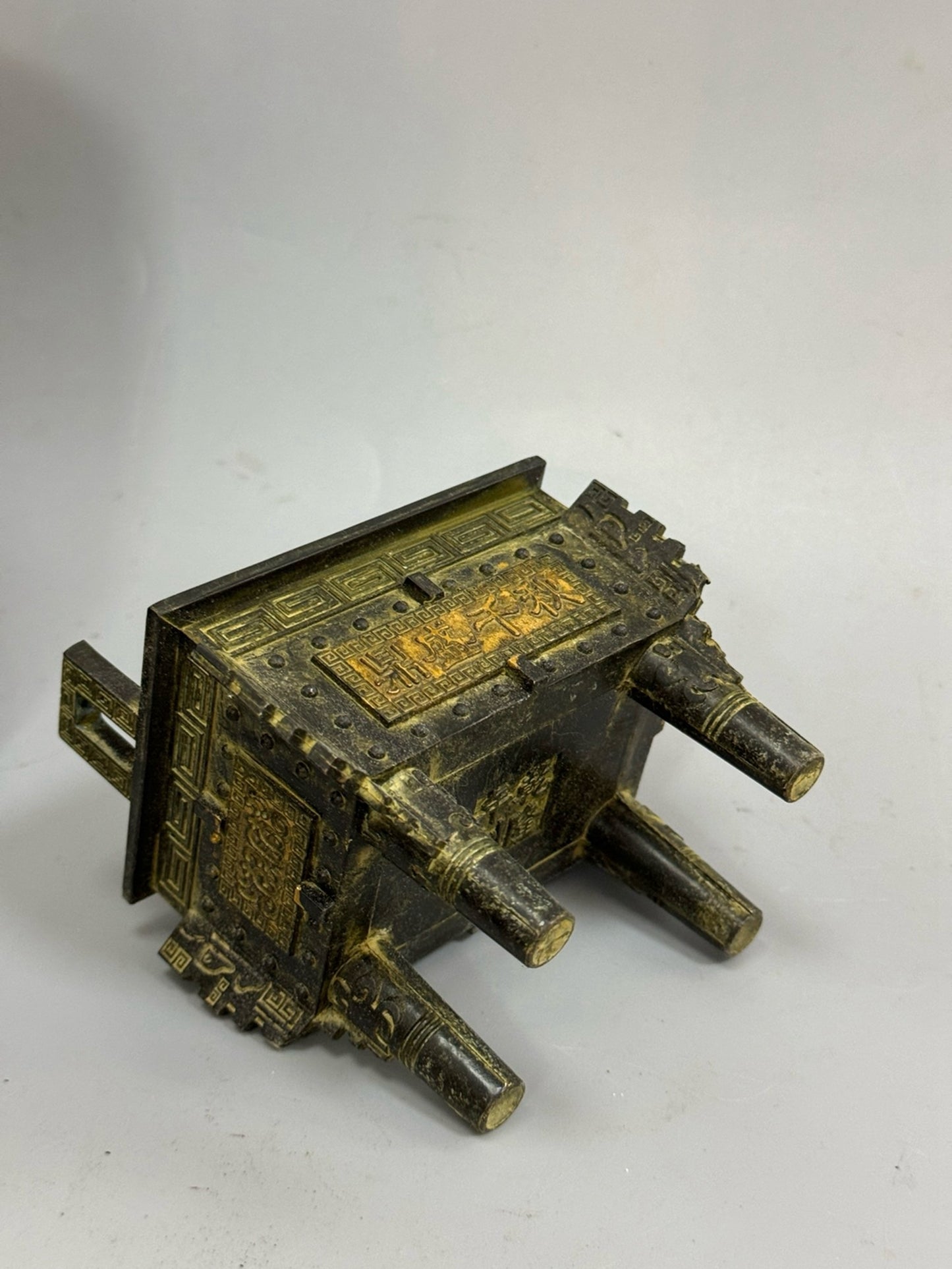 Pure copper antique gilded cauldron