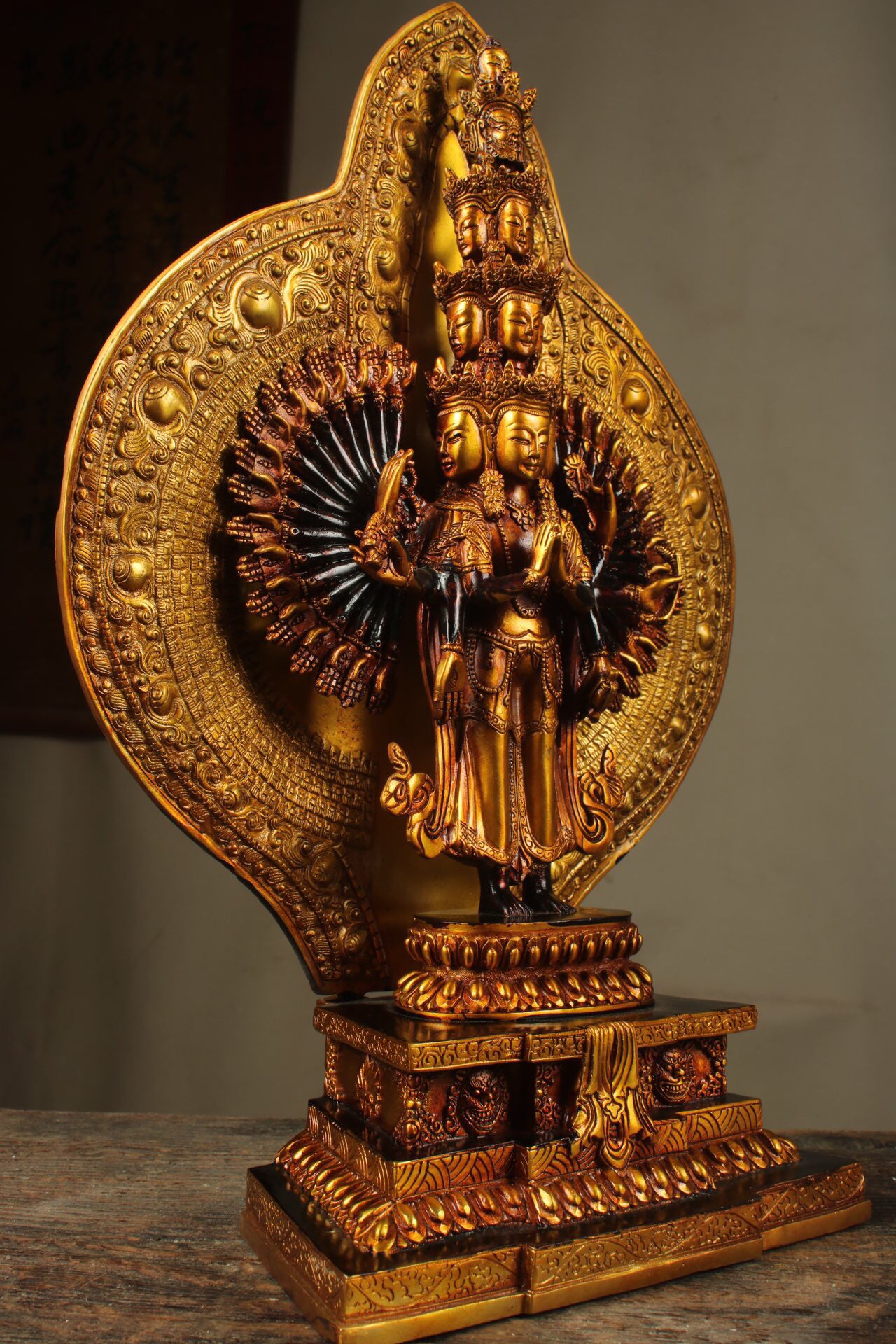 Chinese antique pure copper Thousand Handed Guanyin