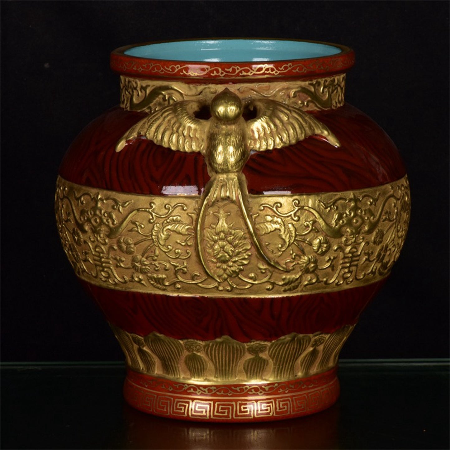 Chinese antique woodgrain relief gold-plated swallow jar