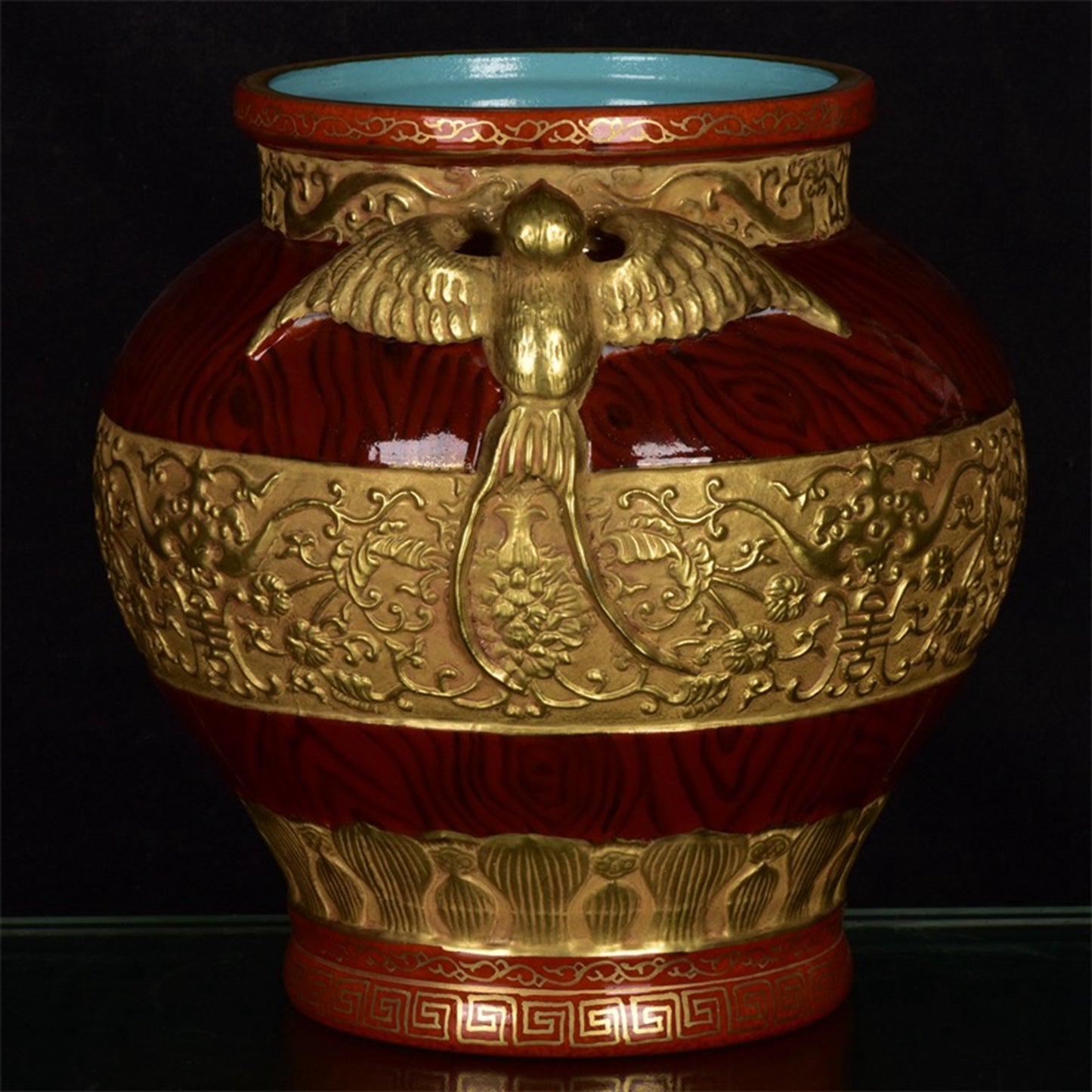 Chinese antique woodgrain relief gold-plated swallow jar