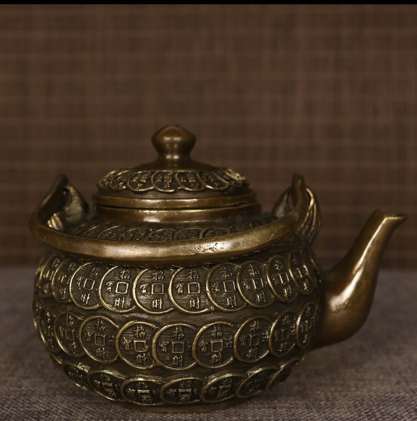 Pure copper antique coin pot