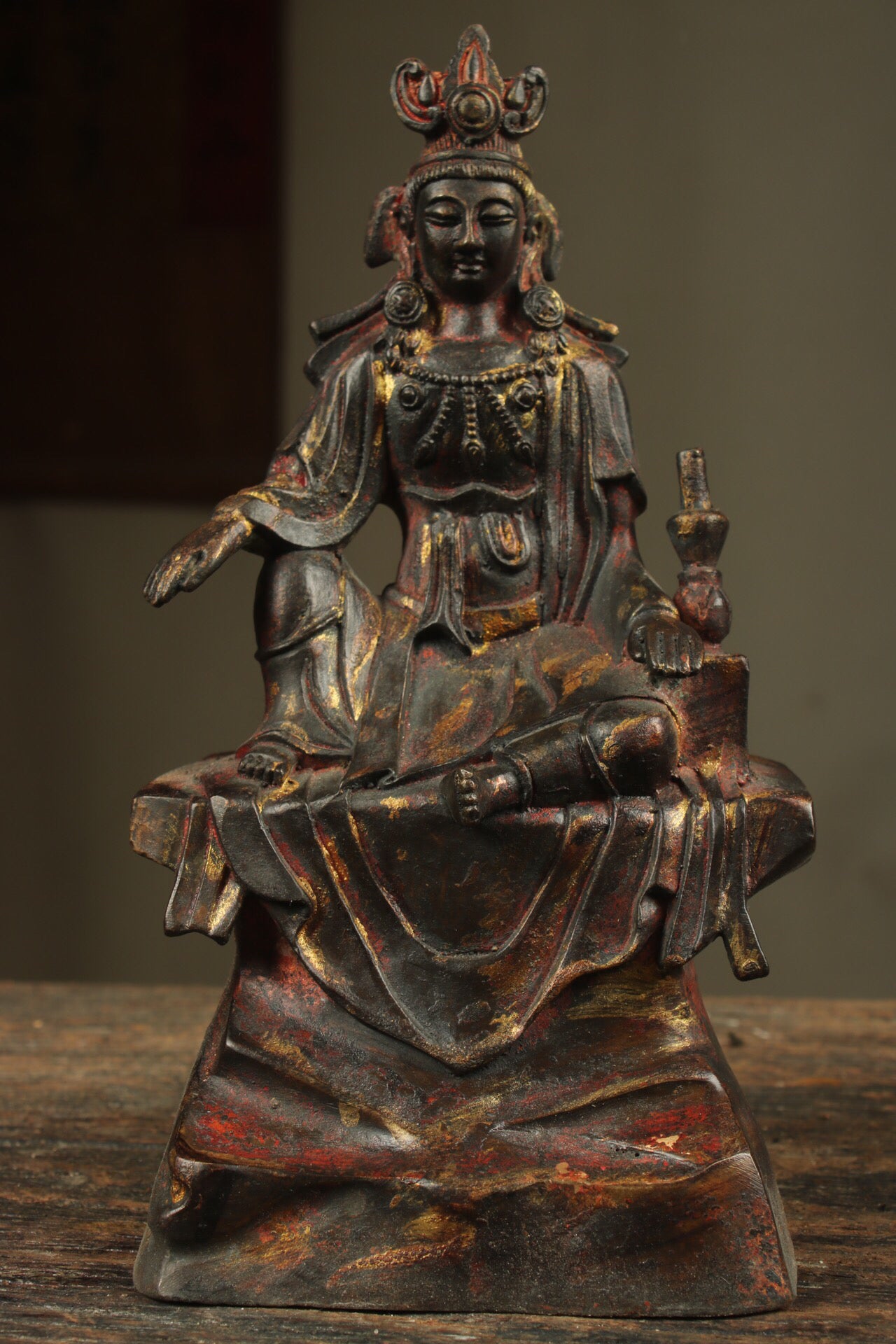 Chinese antique pure copper Guanyin