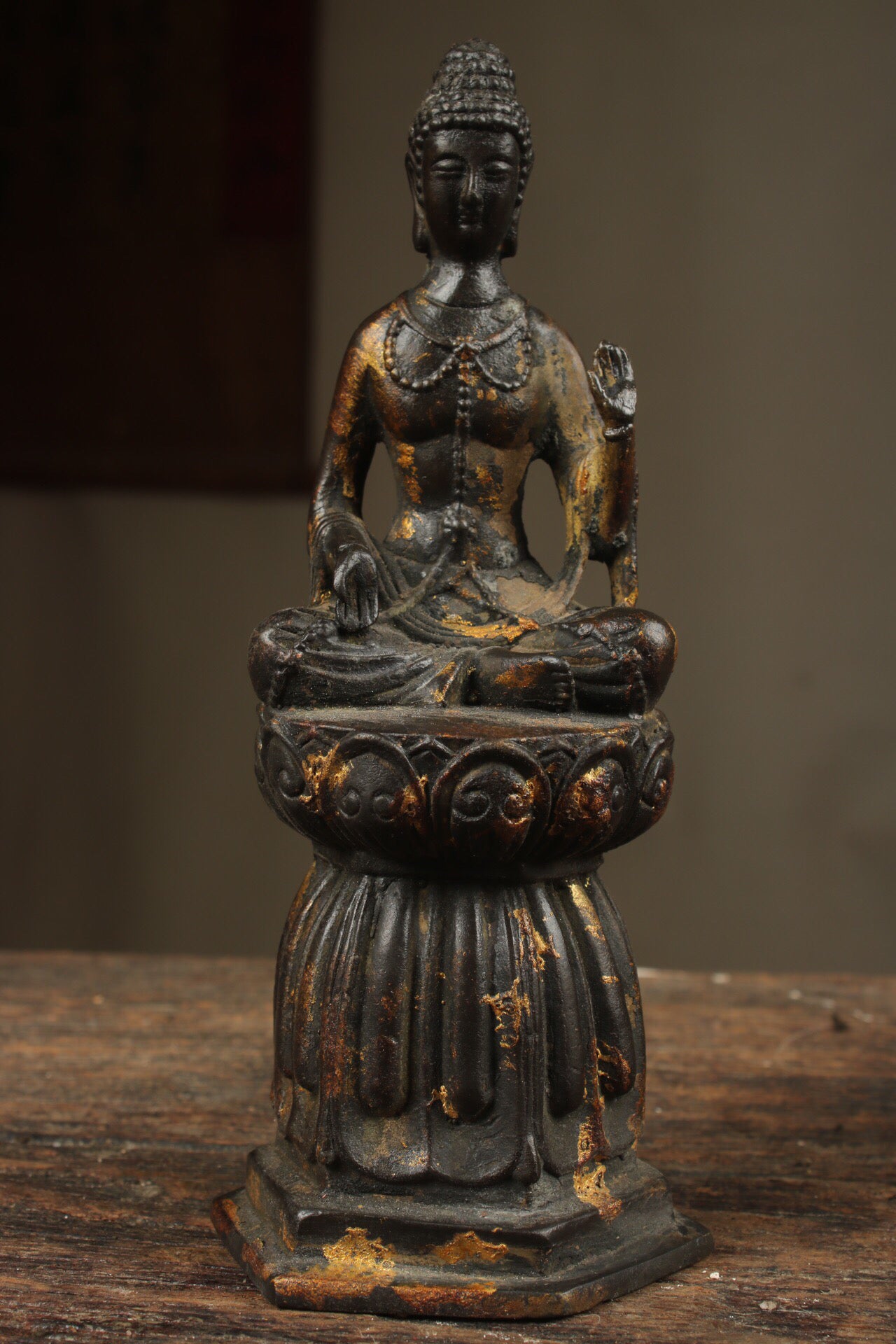 Chinese antique pure copper Buddha statue