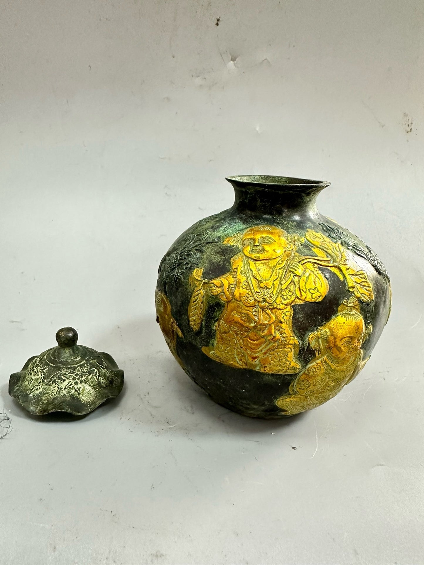 Pure copper antique gilded children's jar