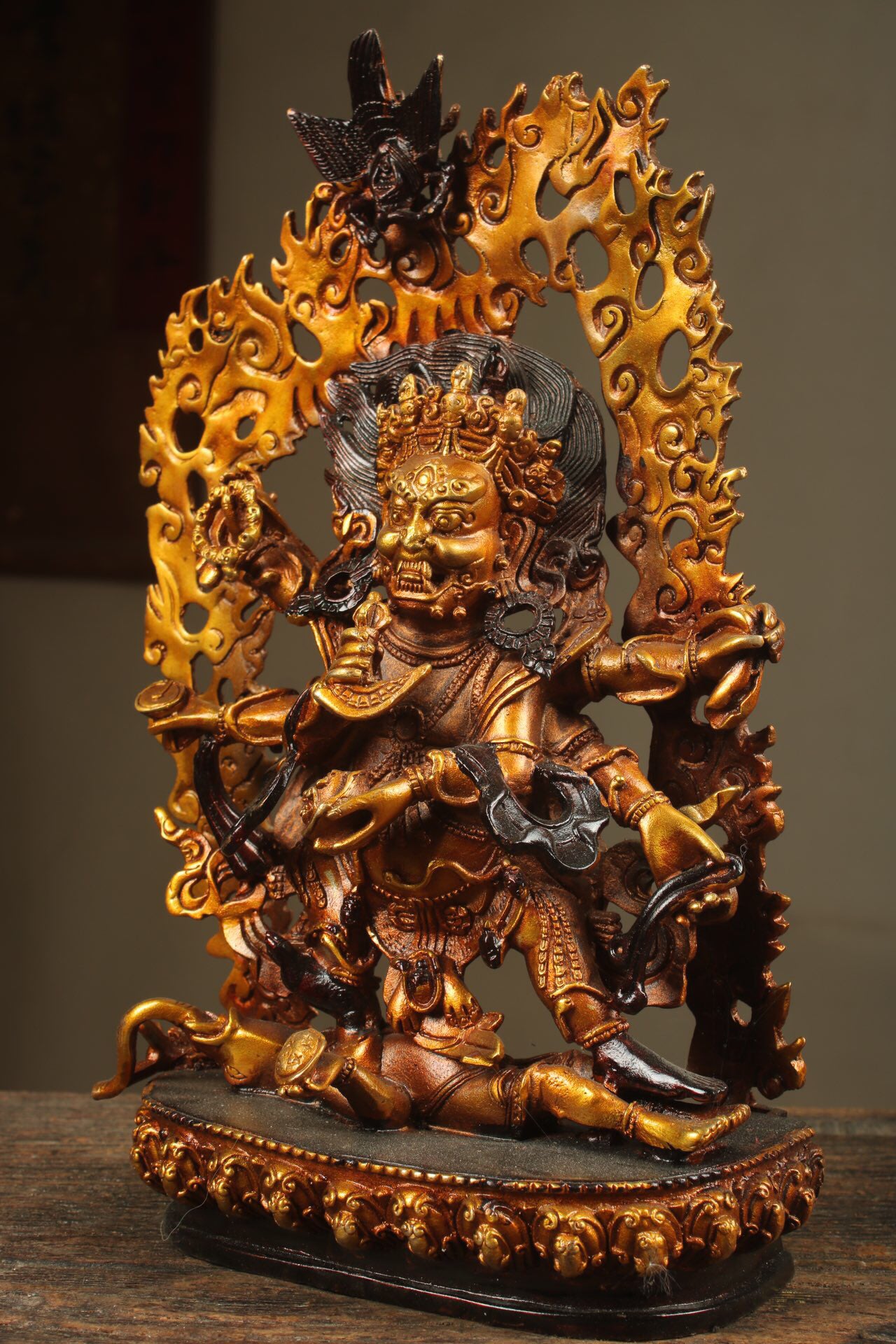 Chinese antique pure copper six arm Mahagala