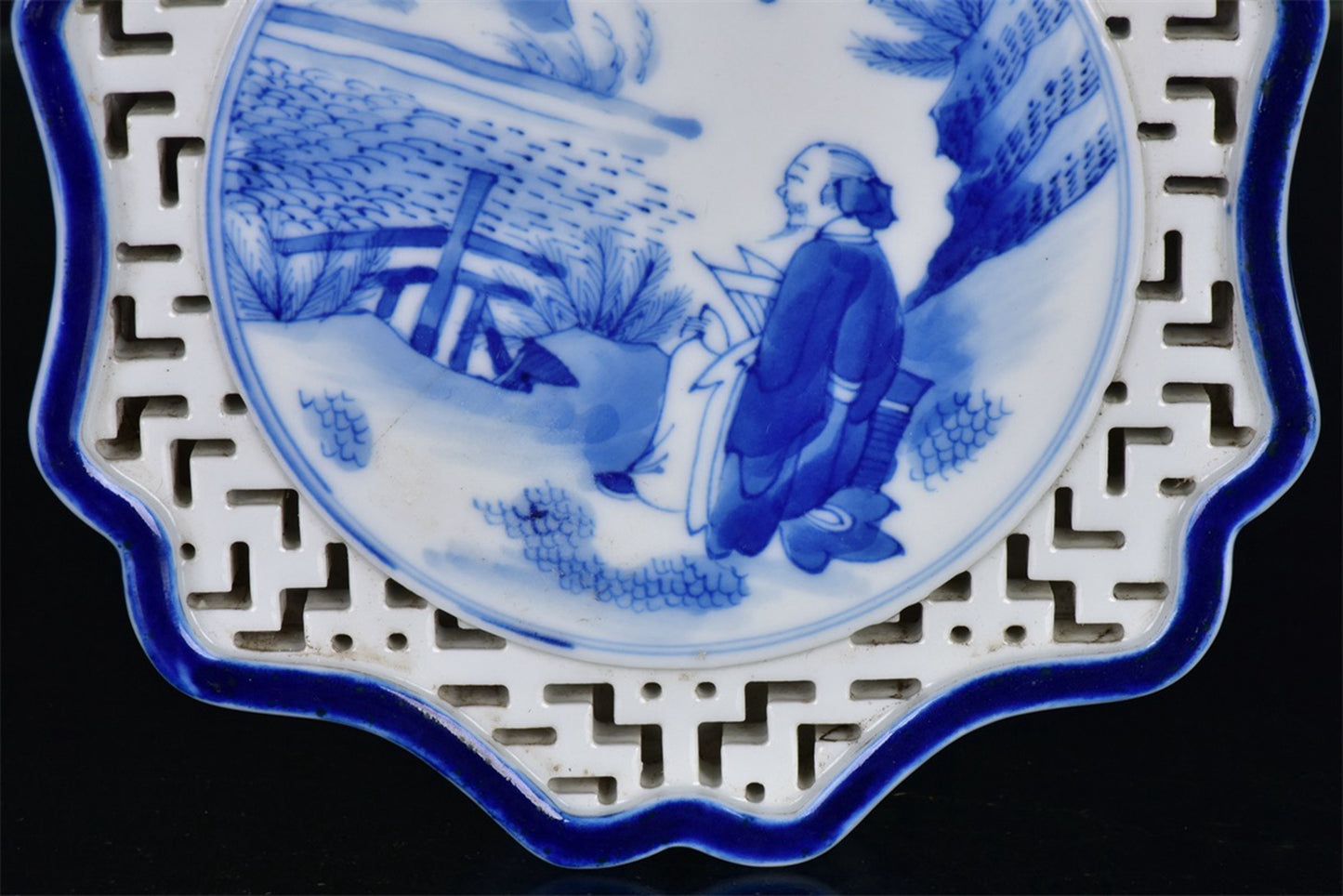 Chinese antique blue and white character story pattern hollowed out tea plate