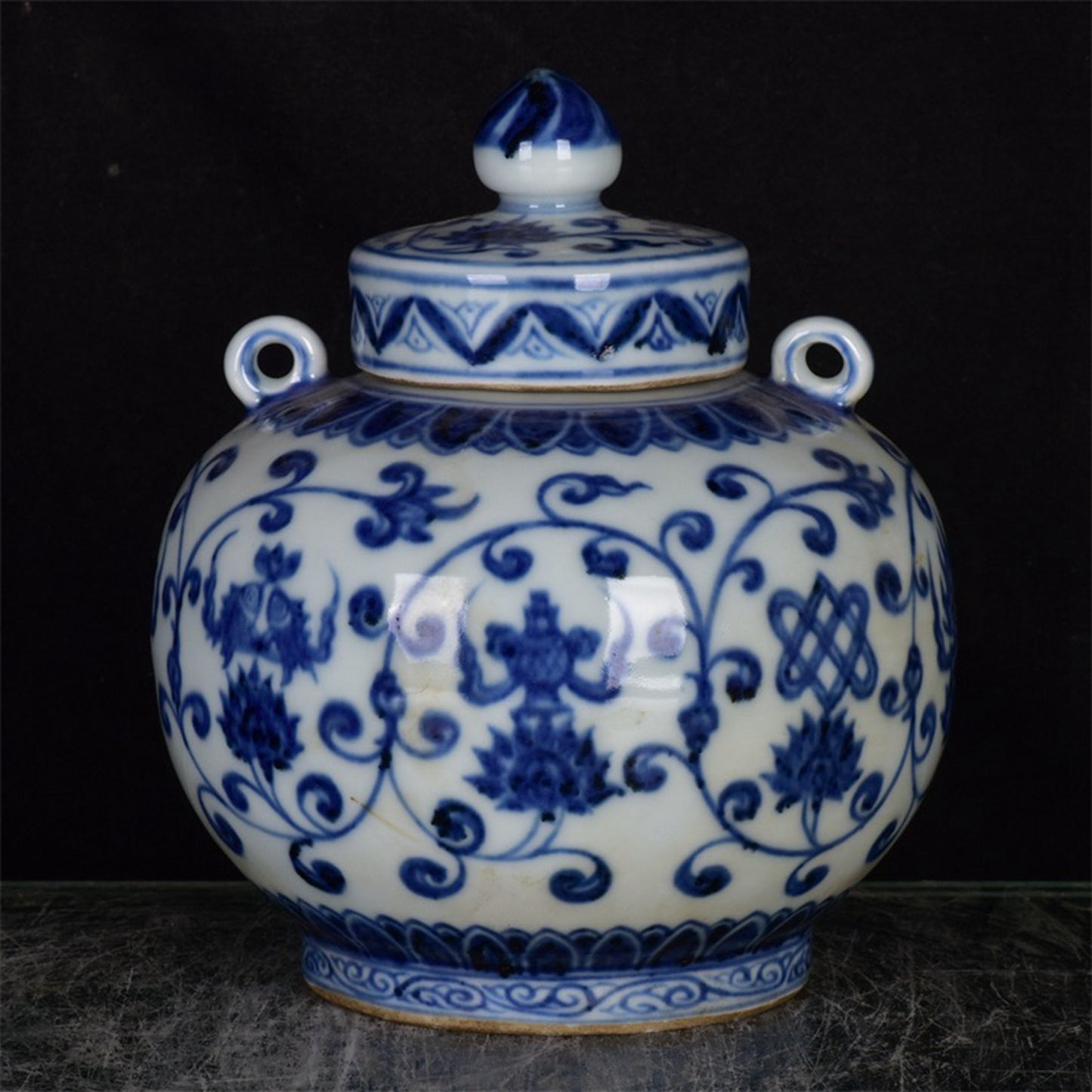Chinese antique blue and white entangled branches and floral patterns double series lid jar