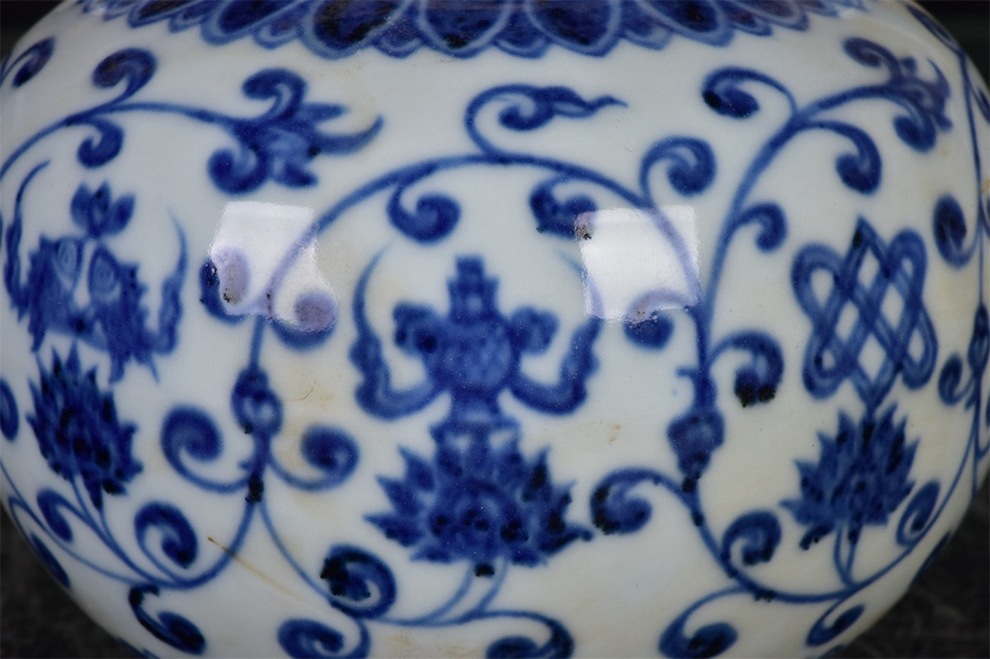 Chinese antique blue and white entangled branches and floral patterns double series lid jar