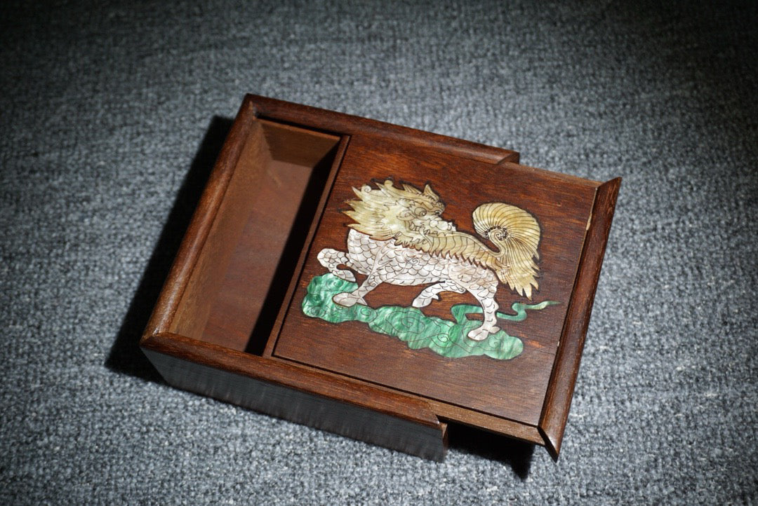 Chinese antique rosewood sliding box