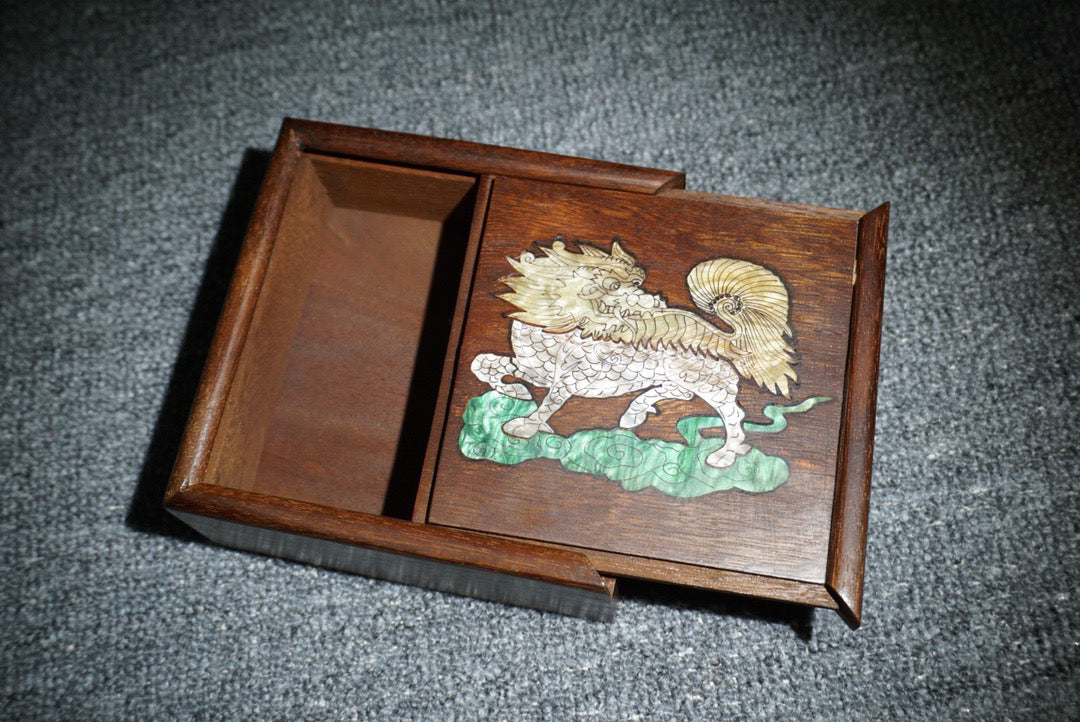 Chinese antique rosewood sliding box