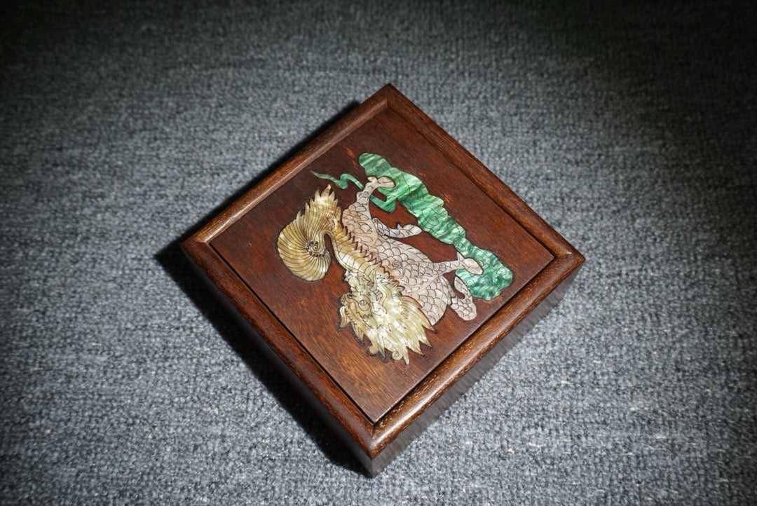 Chinese antique rosewood sliding box